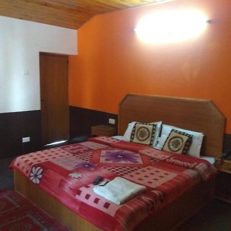 Hotel Hilltop Manāli Εξωτερικό φωτογραφία