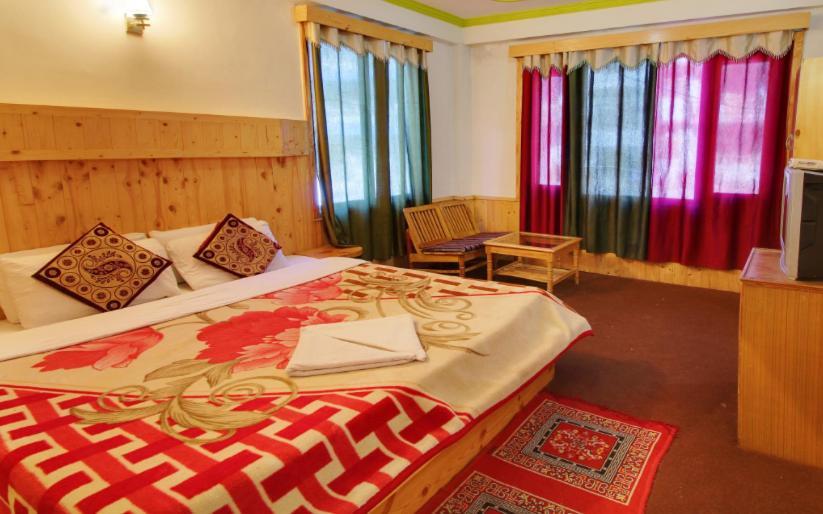 Hotel Hilltop Manāli Εξωτερικό φωτογραφία